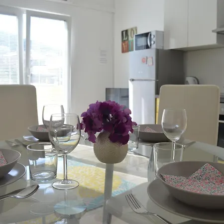 Central Apartments Preko Appartamento *