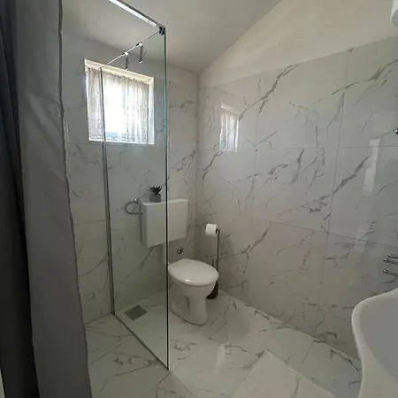 Central Apartments Preko * Preko