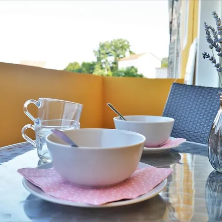 Central Apartments Preko *