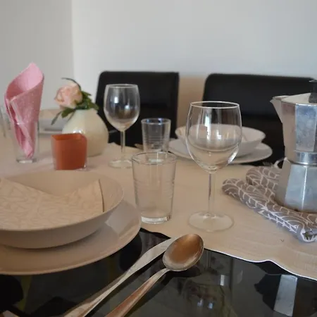 Central Apartments Preko Appartement *