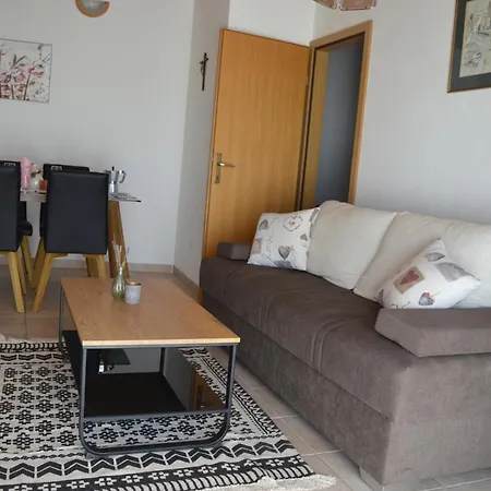 Central Apartments Preko Preko