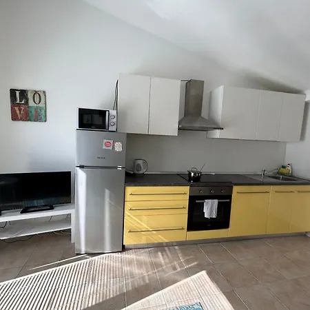 Central Apartments Preko Preko