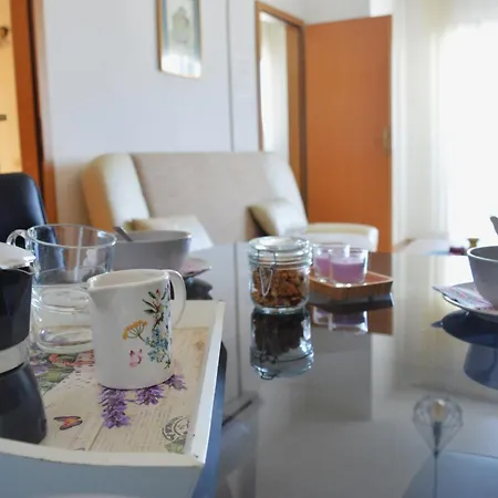 Central Apartments Preko Appartement