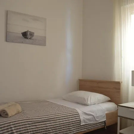 Apartman Central Apartments Preko *