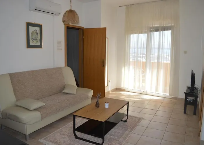 Central Apartments Preko Preko