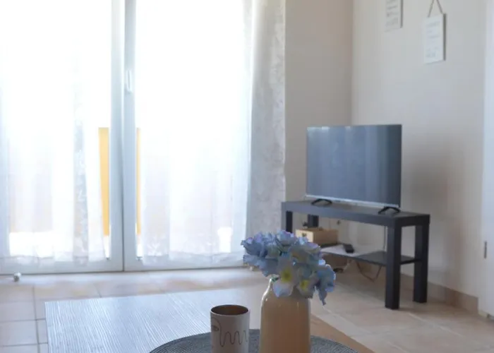 Central Apartments Preko Apartman *