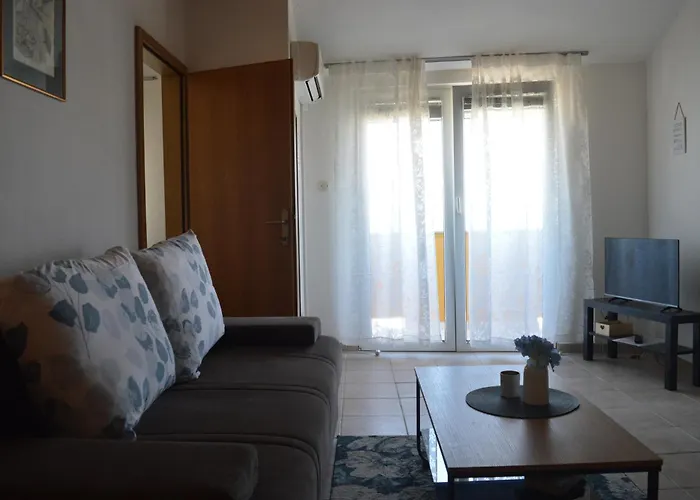 Central Apartments Preko