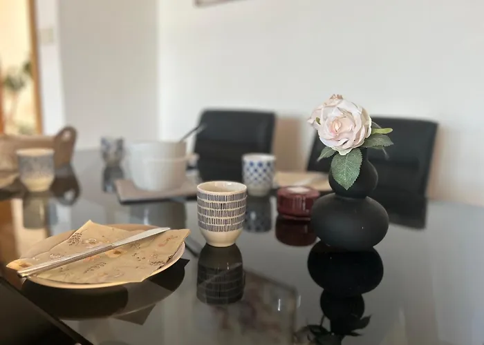 Central Apartments Preko شقة *