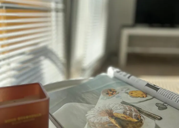 Central Apartments Preko بريكو